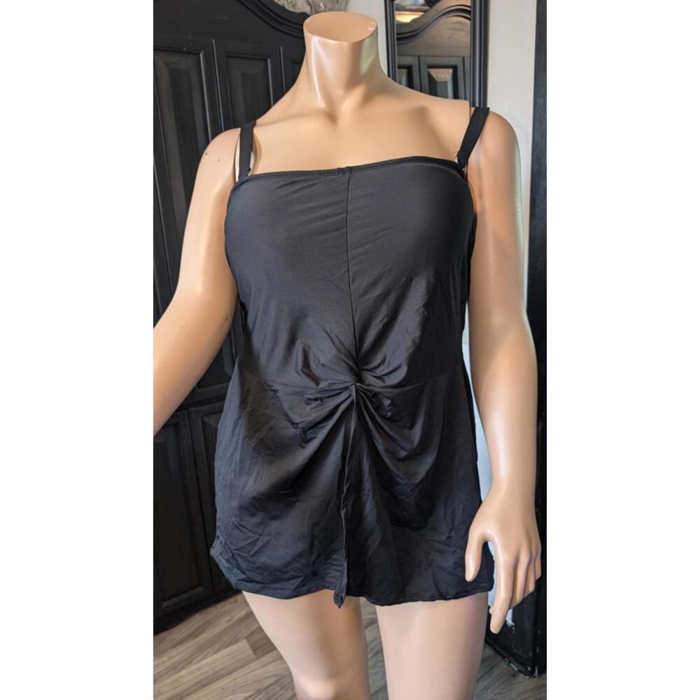 Catalina Essentials Black Twist-Front Swimdress – Size 3X (24W–26W)